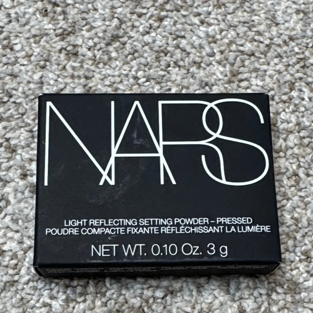 NARS Light Reflecting Pressed Setting Powder Crystal Translucent NWT
